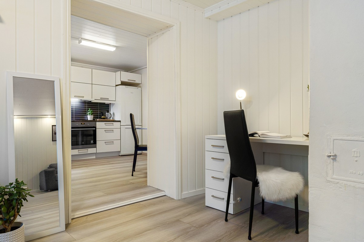 Plass for skrivepult/hjemmekontor!
