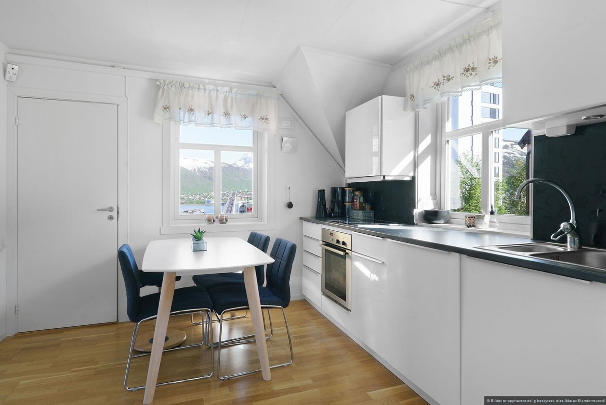 Flere vindusflater gir et flott lysinnslipp