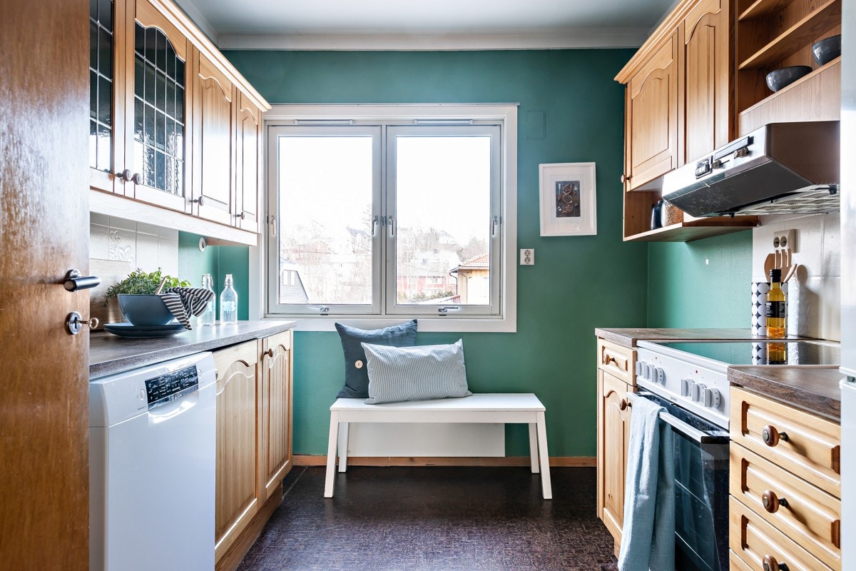 Vinduer mot øst passer perfekt for en liten frokost med solskinn som tilbehør. Galleribilde