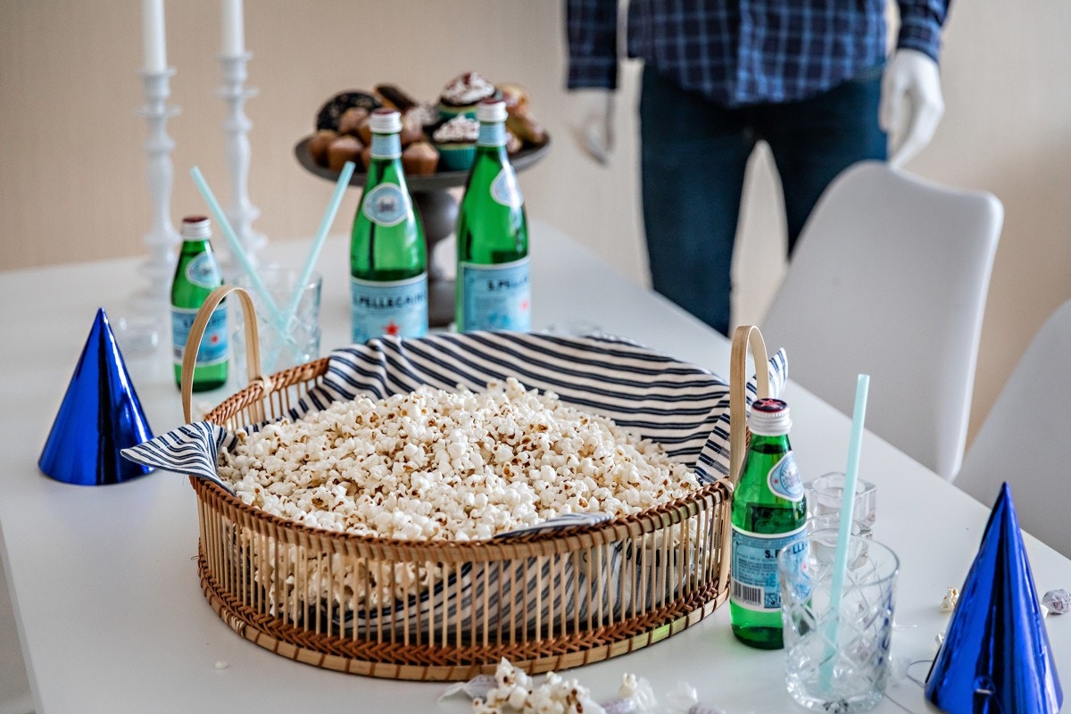 Popcorn er ikke et fullverdig måltid, men for våre venner Trond og Terje funker det helt utmerket. Galleribilde