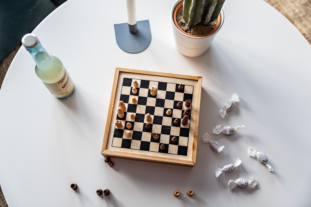 Tips for å ikke bli sjakk matt: Sjekk taksten nøye, ta med “handyhen” på visning, lag budsjett og prioriter rom for rom. Galleribilde