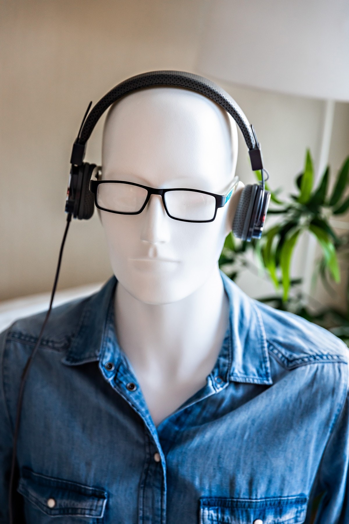 Blek, men fattet. Galleribilde