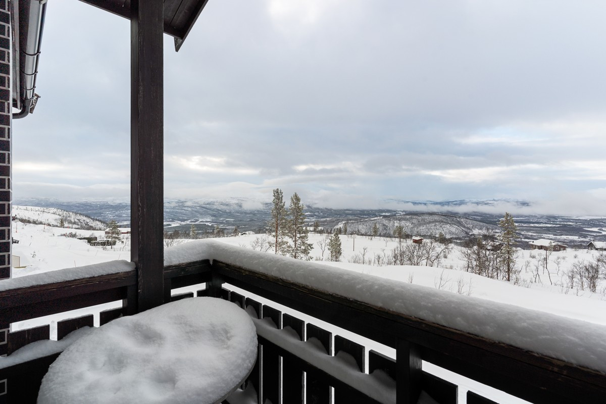 Her kan man nyte fantastisk utsikt over uttallige fjell!