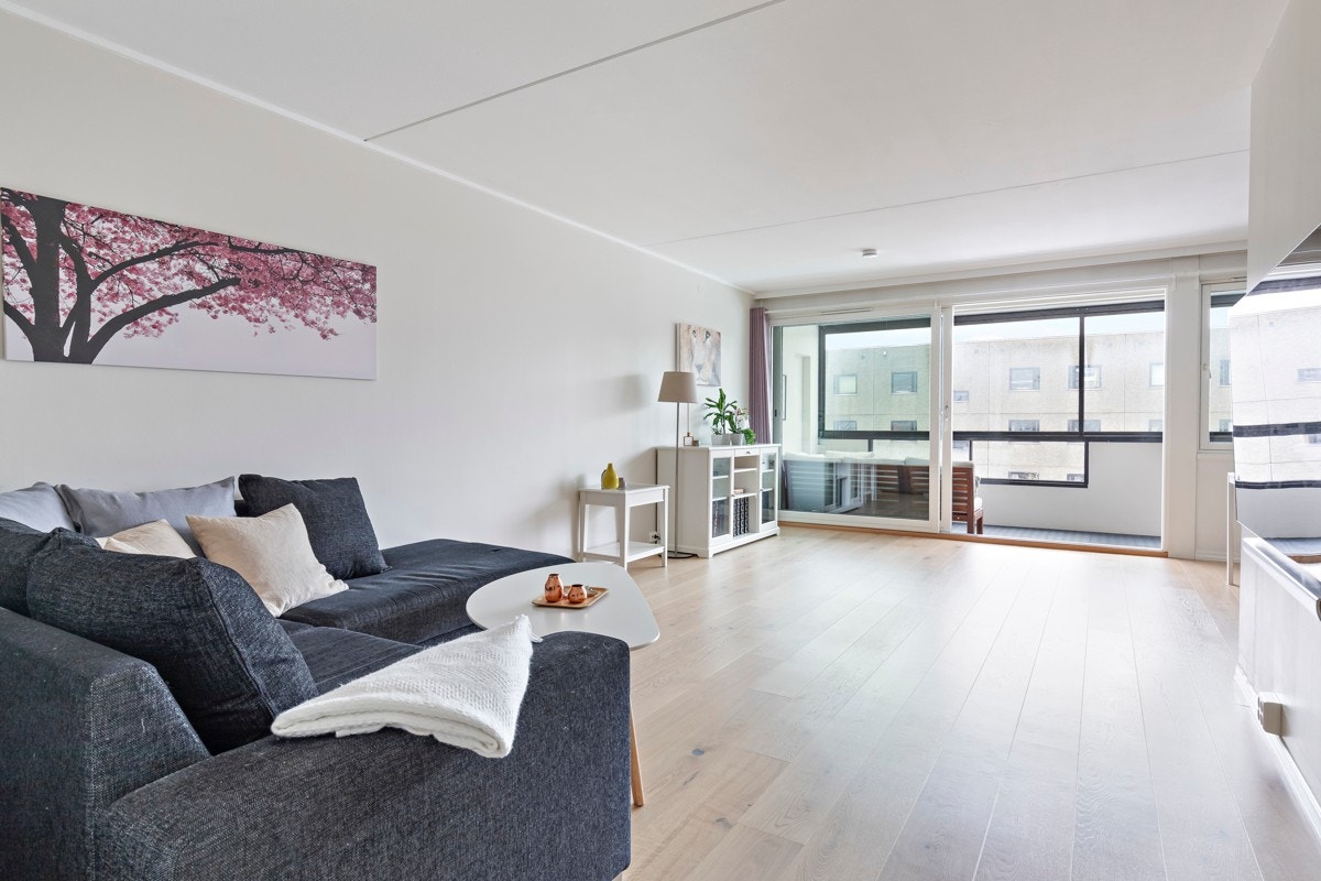 Det er valgt en moderne og pen en-stavs parkett. Galleribilde