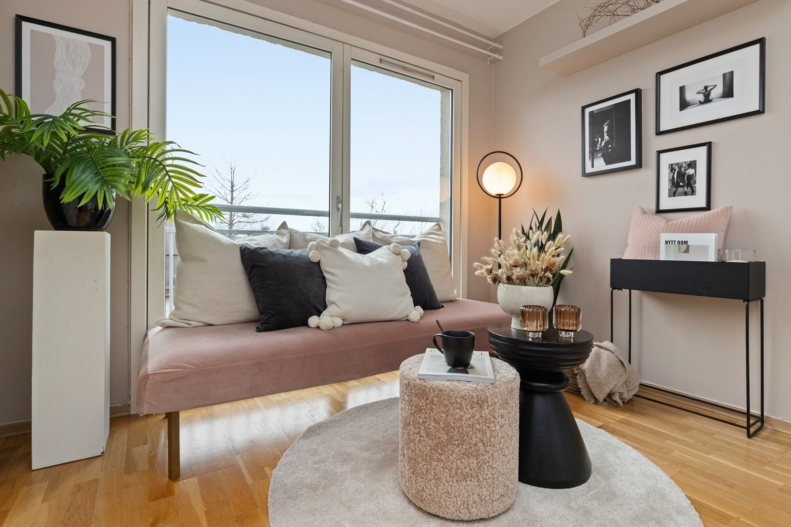Det er parkett på gulv. Galleribilde