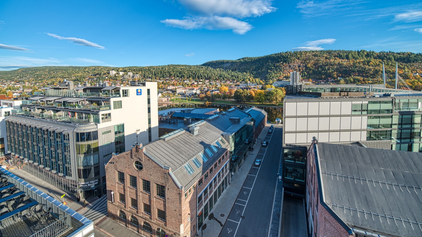 Beliggenhet midt i mellom Comfort Hotel og Universitetet Galleribilde