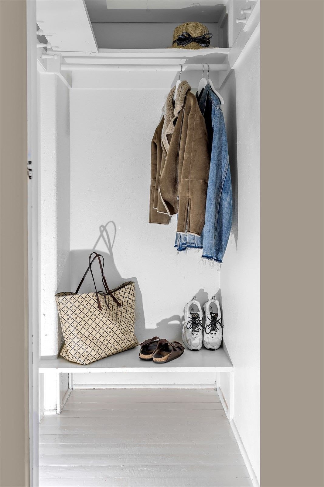 Hovedsoverommet har et "skjult" walk-in closet Galleribilde