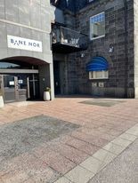 Bilde av balkongen fra utsiden Galleribilde