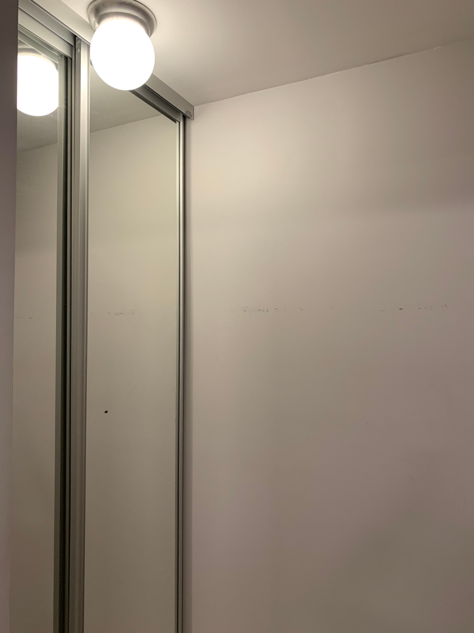 Skyvedørsgarderobe Galleribilde