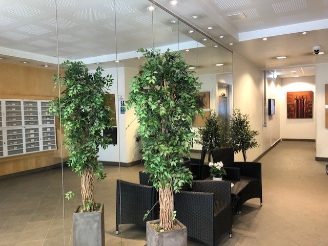 Koselig hovedinngangsparti i 1.etasje Galleribilde