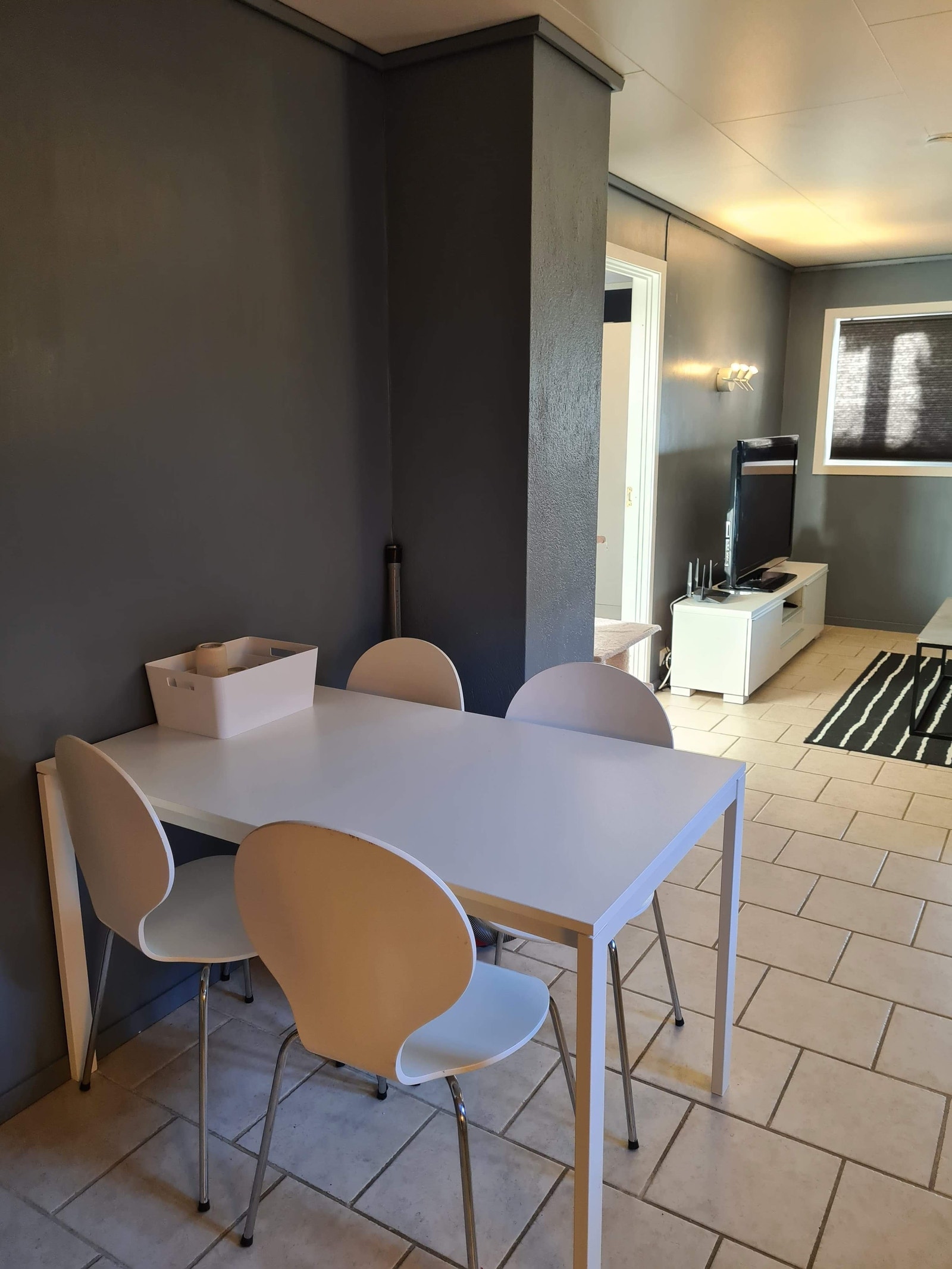 Spiseplass kjøkken. Galleribilde