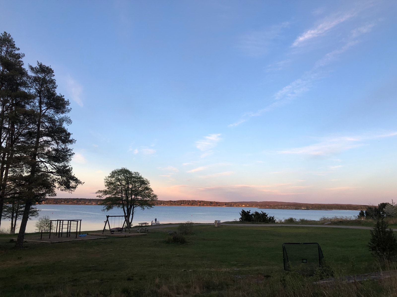 Rolig kveldsstemning ved havet Galleribilde
