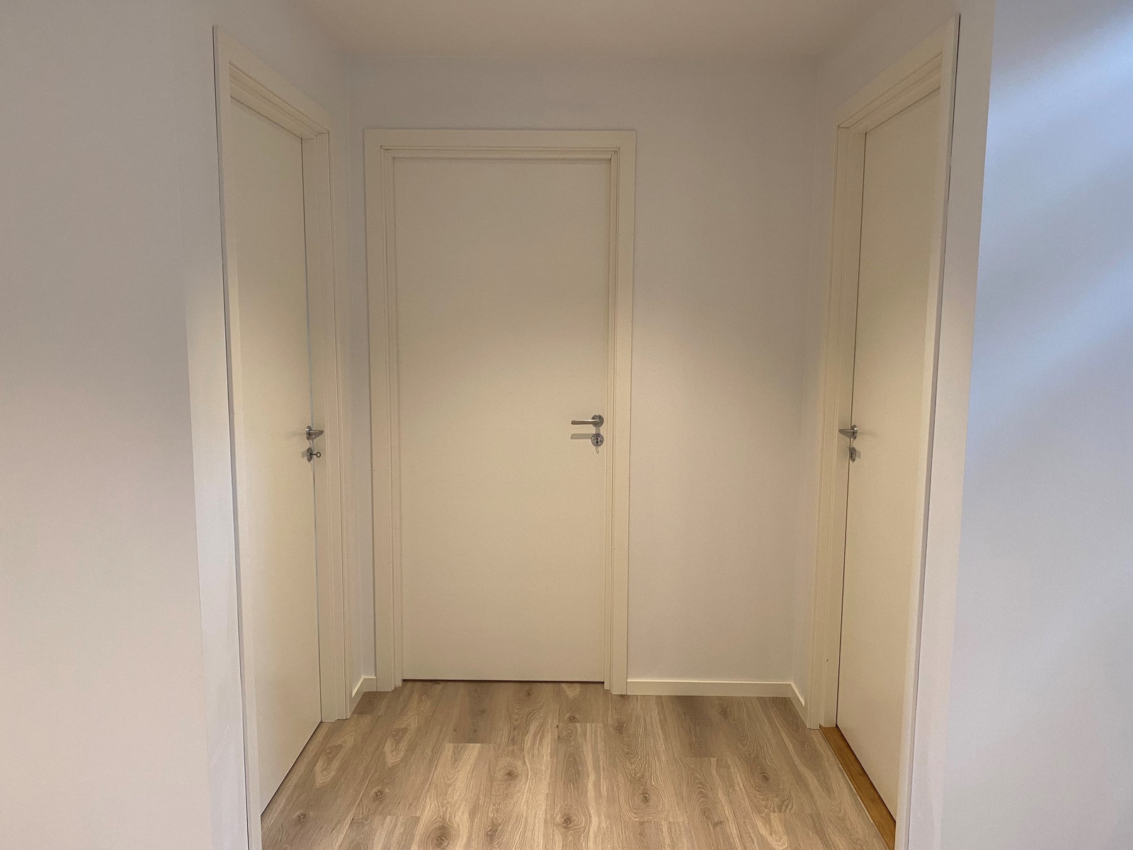 Gang 1. etg. (bilde fra tidligere prosjekt, kan avvike i fargevalg) Galleribilde