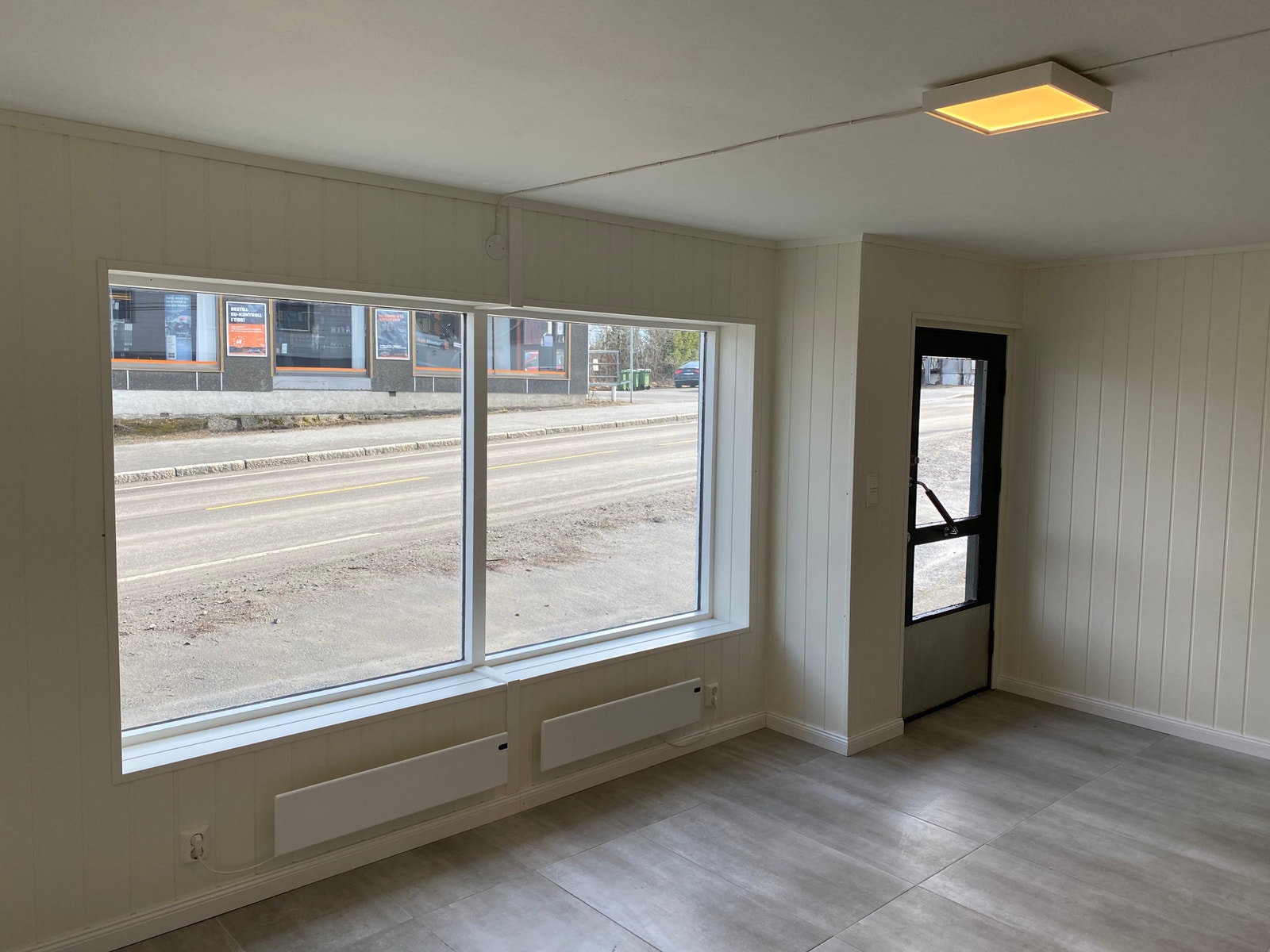 Største del (ca 34 kvm) Galleribilde