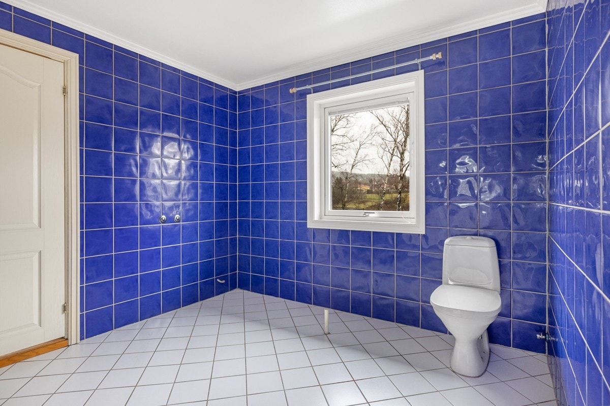 Stort flislagt baderom Galleribilde