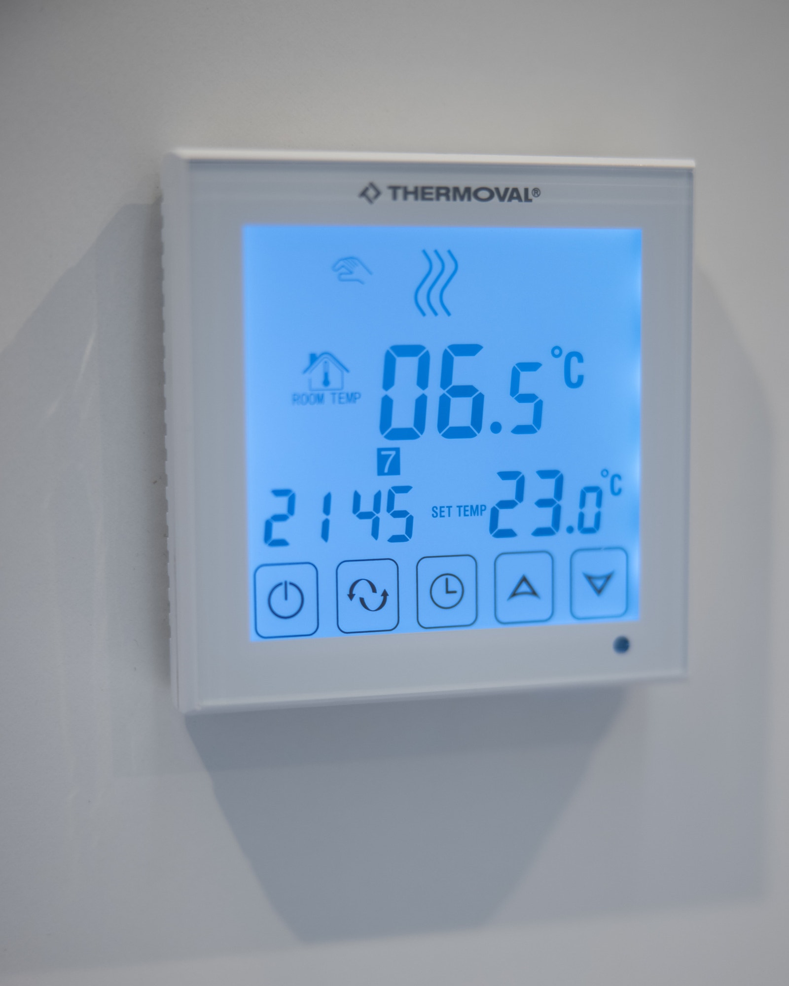 Del hytten opp i forskjellige varme-soner. Galleribilde