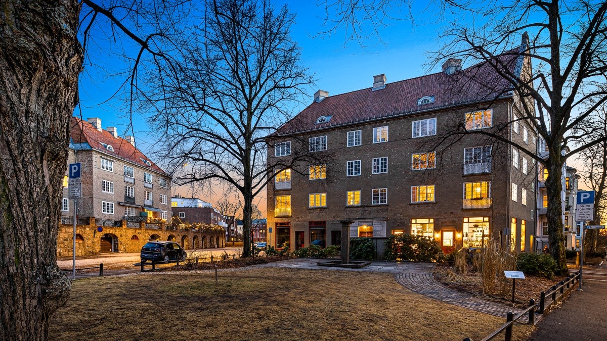 Det er flere flotte parkanlegg i området, blant annet idylliske "lommeparken" Lille Jacob, Marienlystparken og idylliske Stensparken Galleribilde