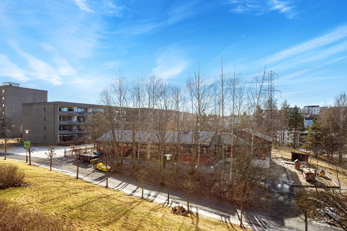 Borettslaget har både eget treningsrom, pent oppussede selskapslokaler, og gjesteleilighet til utleie. Galleribilde