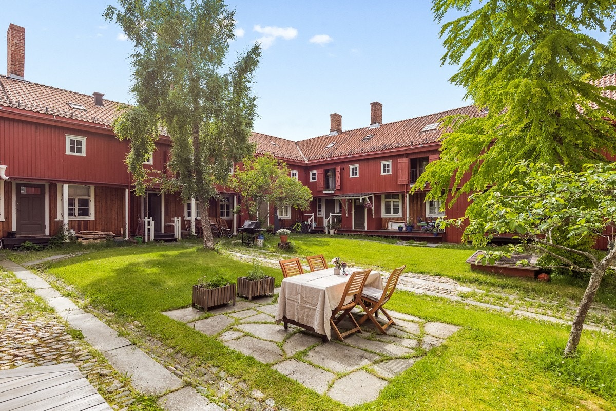 Sameiet disponerer en skjermet og hyggelig bakgård. Galleribilde