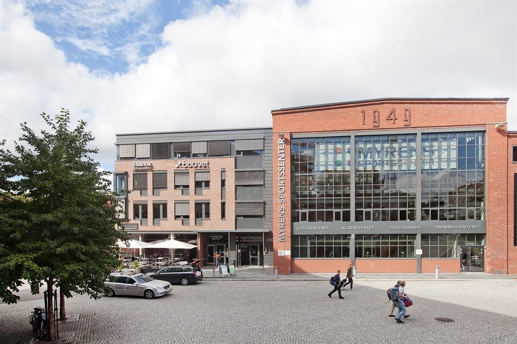 Myhrens har både treningssenter og klatrevegg Galleribilde