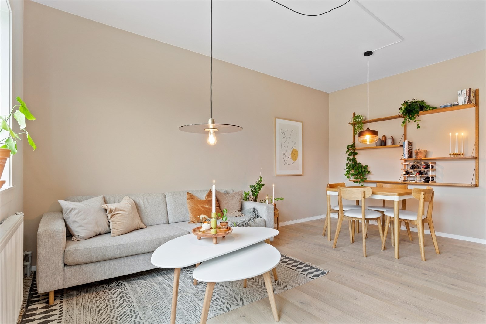 Leiligheten holder gjennomgående god standard. Galleribilde