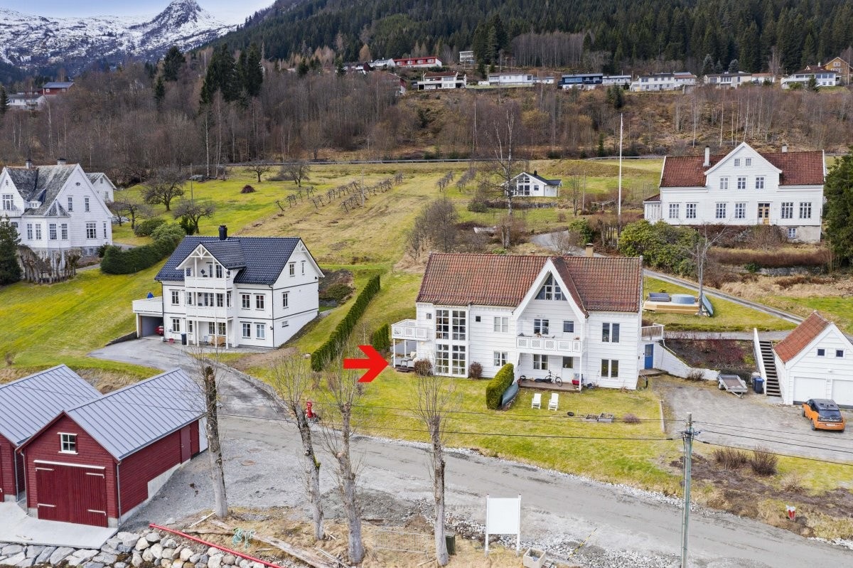 Villavegen 67B v/Fjordane Eiendomsmegling Galleribilde