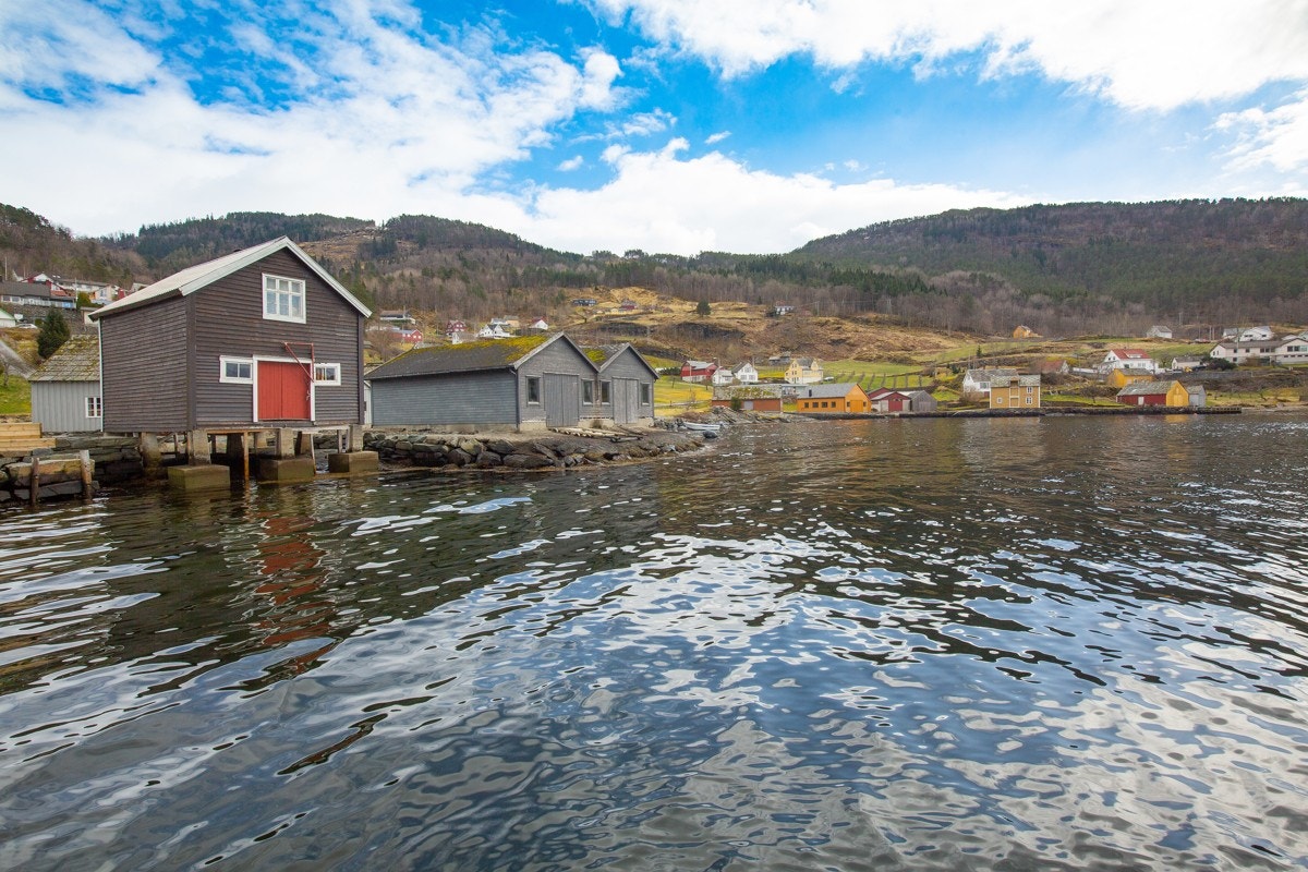 Bruksrett på 1/4 del i ene naustet Galleribilde