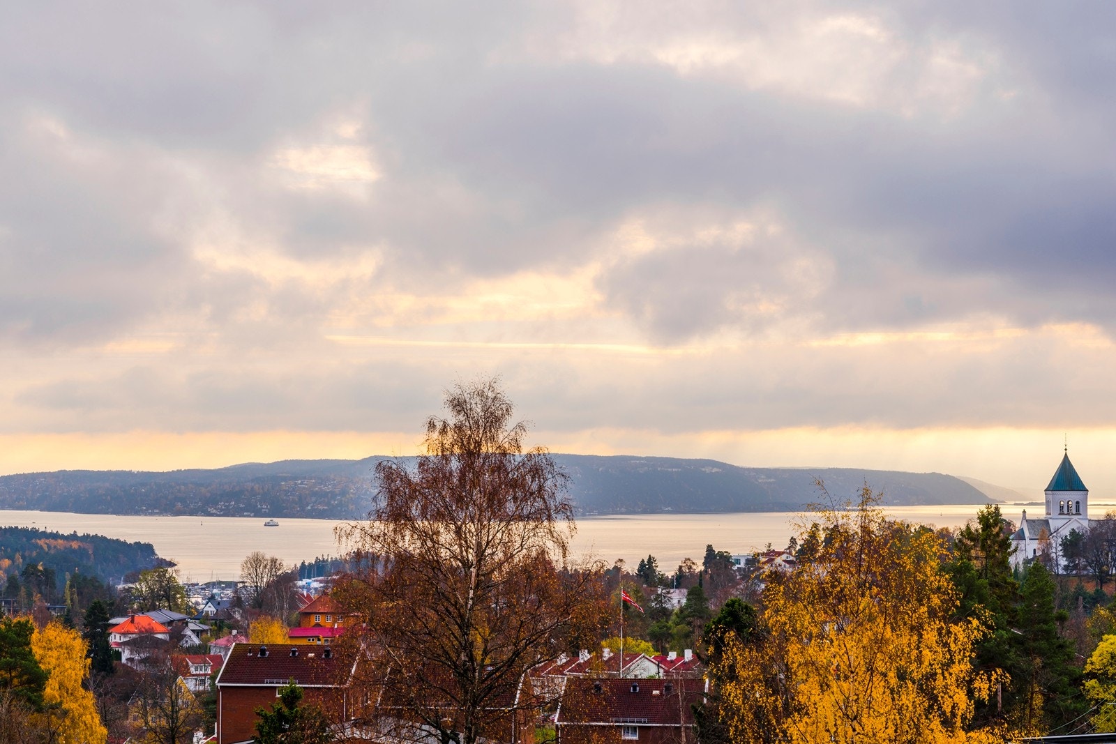 Utsikt på høsten. Galleribilde