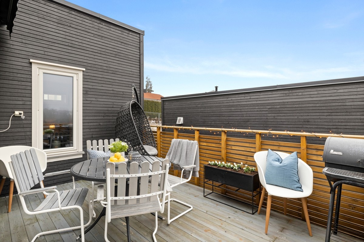 Verandaen er på ca. 14 m². Galleribilde