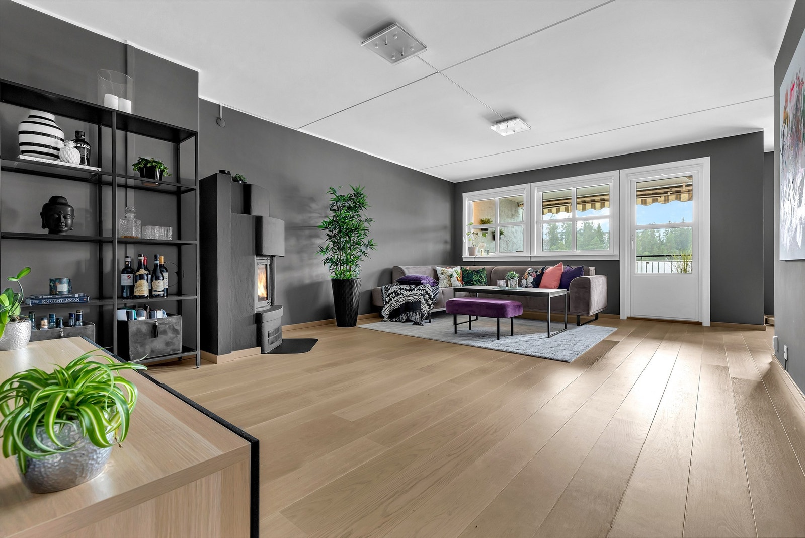 Eiendomsmegler Kristian Gjerdingen v/Krogsveen avd. Bekkestua har gleden av å presentere Kjørbokollen 24! Galleribilde