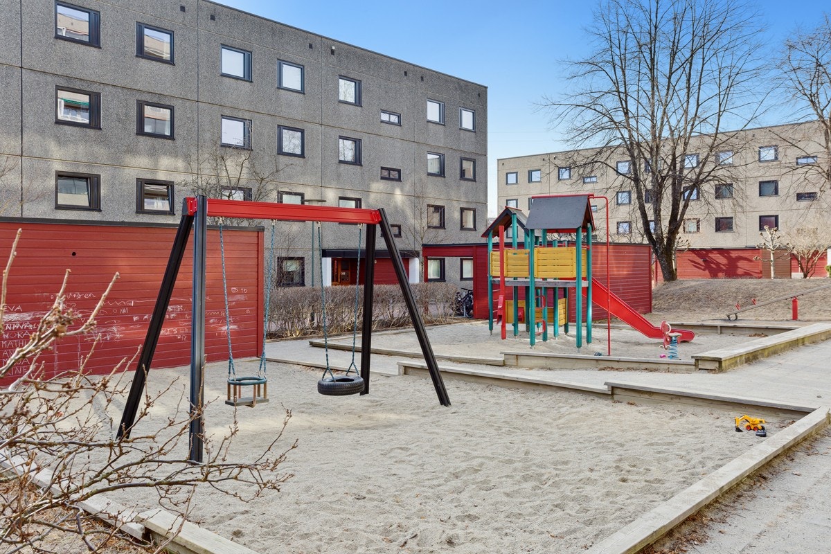 Borettslaget har flere, fine lekeplasser til stor glede for de minste. Galleribilde