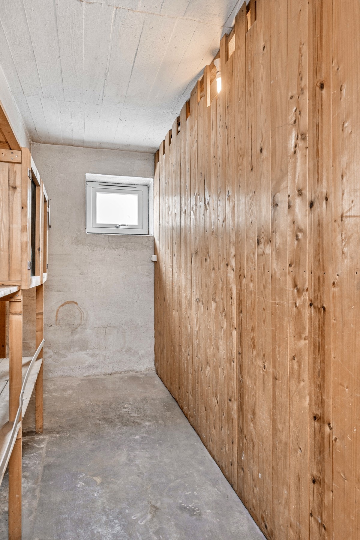 Bod i kjeller Galleribilde
