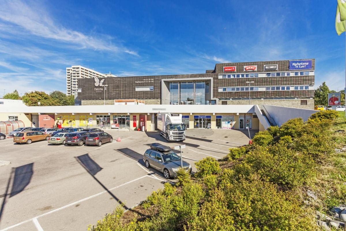 Tveita senter har et godt utvalg av butikker og servicetilbud. Galleribilde