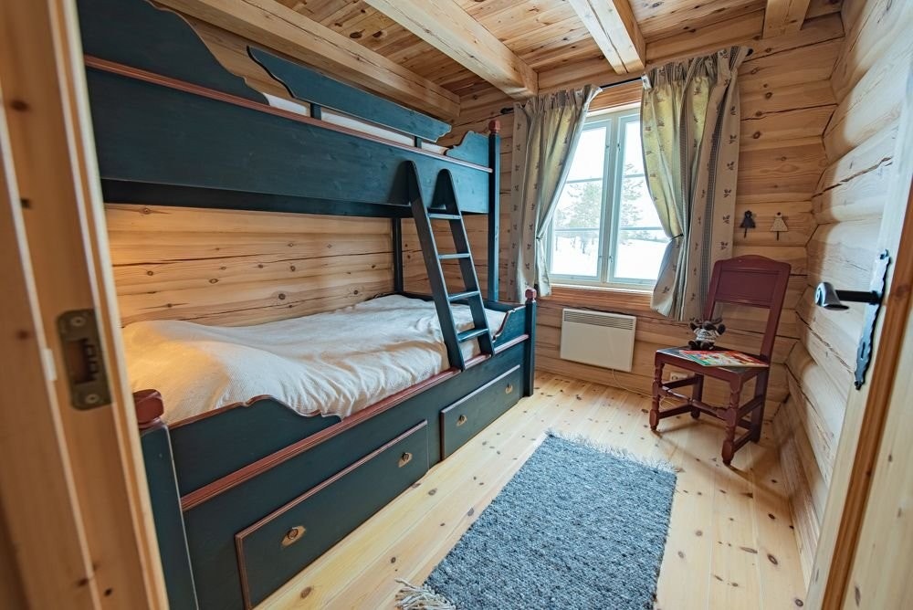 Soverom 1 etg. med familiekøye. Galleribilde