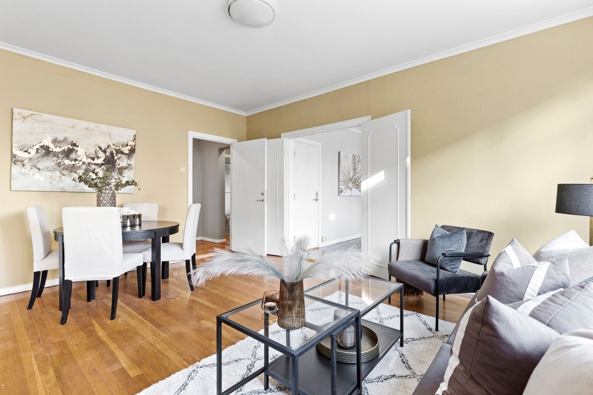 Doble fløydører til hovedsoverom eller spisestue om du heller vi innrede med det Galleribilde