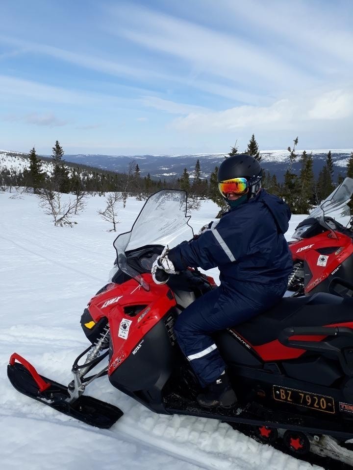 Du kan leie scooter hos oss Galleribilde