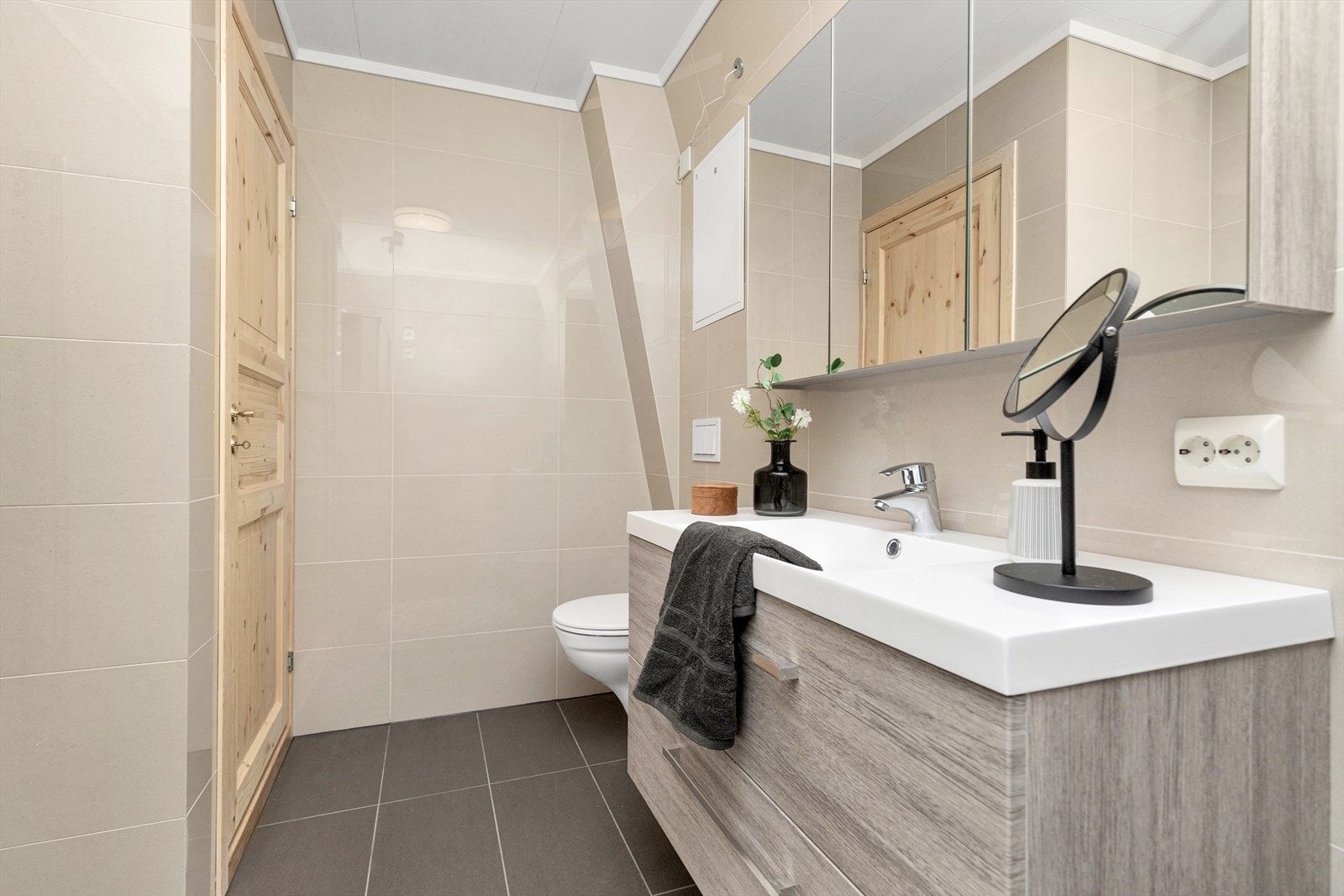 Moderne fargevalg og møbler Galleribilde