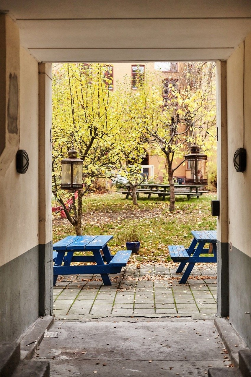 Indre gårdsrom. Galleribilde