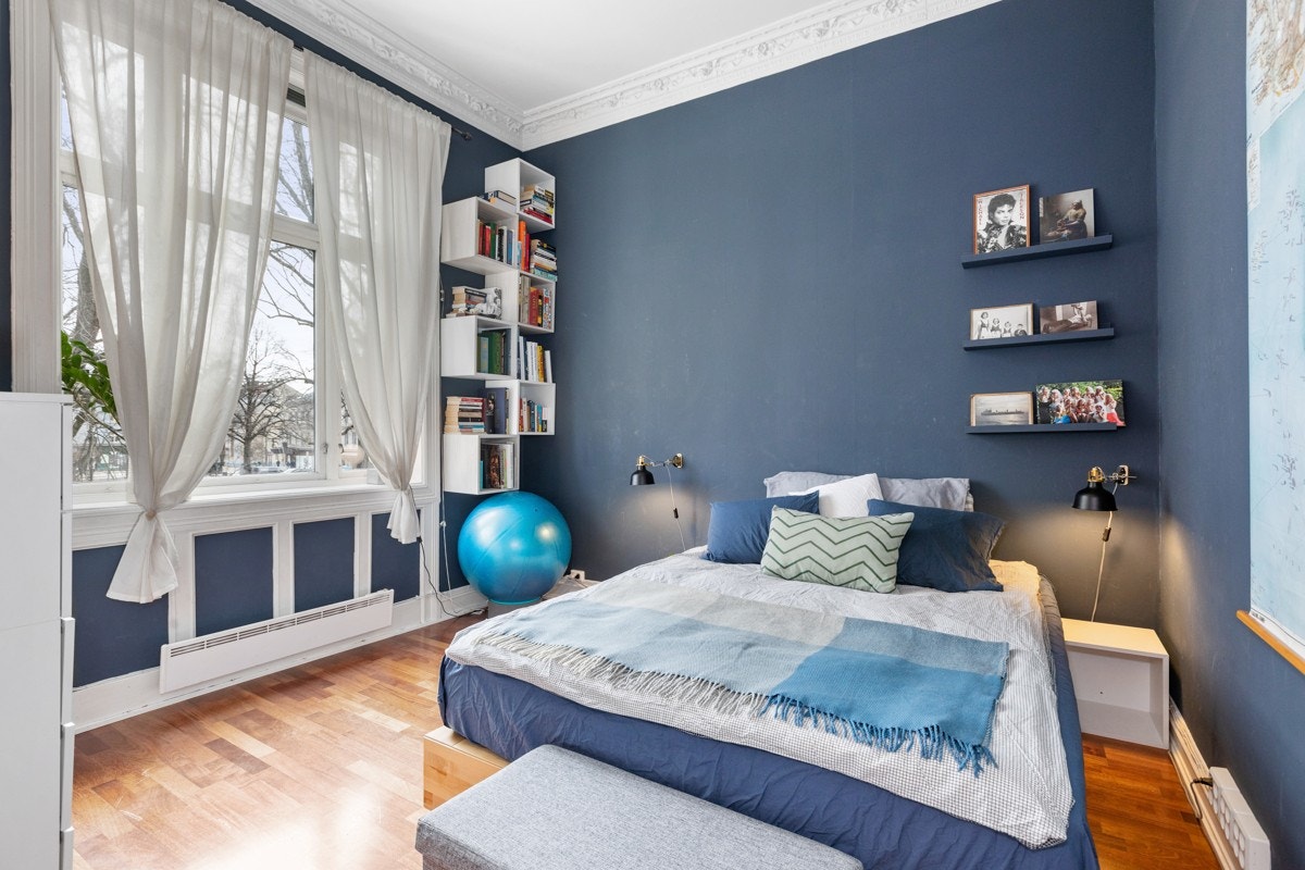 Soverom II er også av god størrelse med rikelig av plass til å innrede etter ønske og behov. Galleribilde