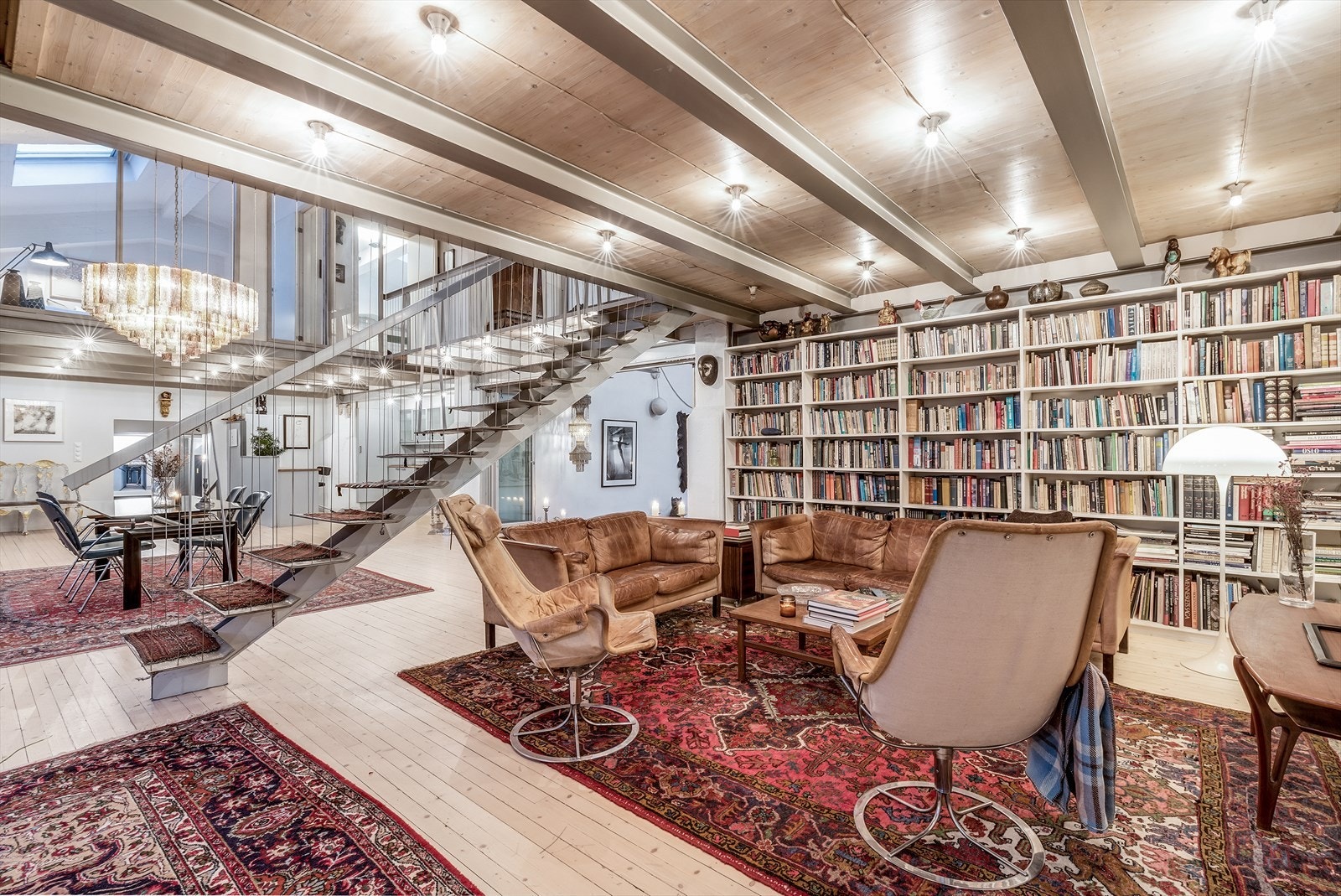 I stuen har man flere soner, her kan du innrede leiligheten slik du selv ønsker. Galleribilde