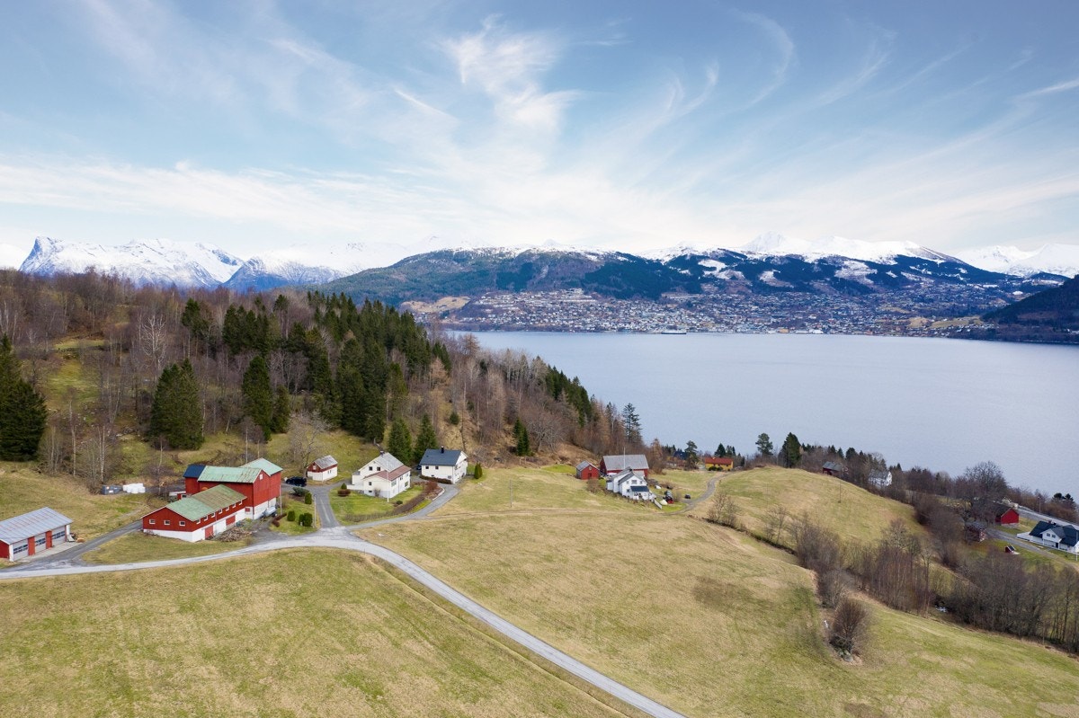 Velkommen til Kongsvoll gård på Folkestad! Galleribilde