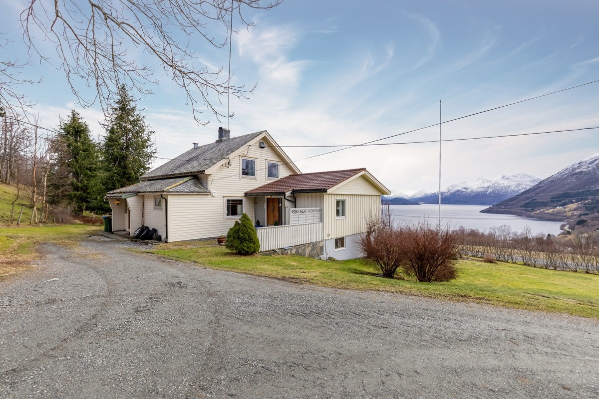 Det er to boliger på eiendommen Galleribilde