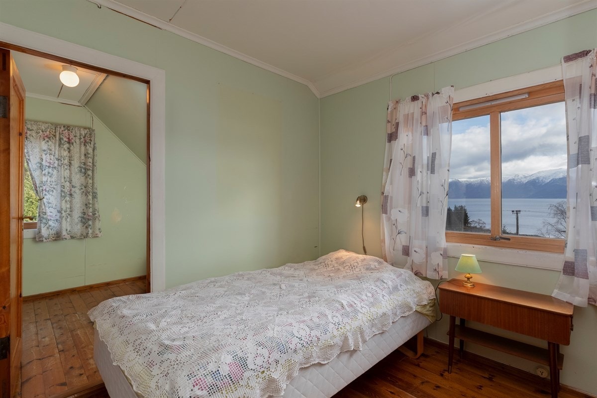 Boligens andre etasje er innredet med i alt 4 soverom Galleribilde