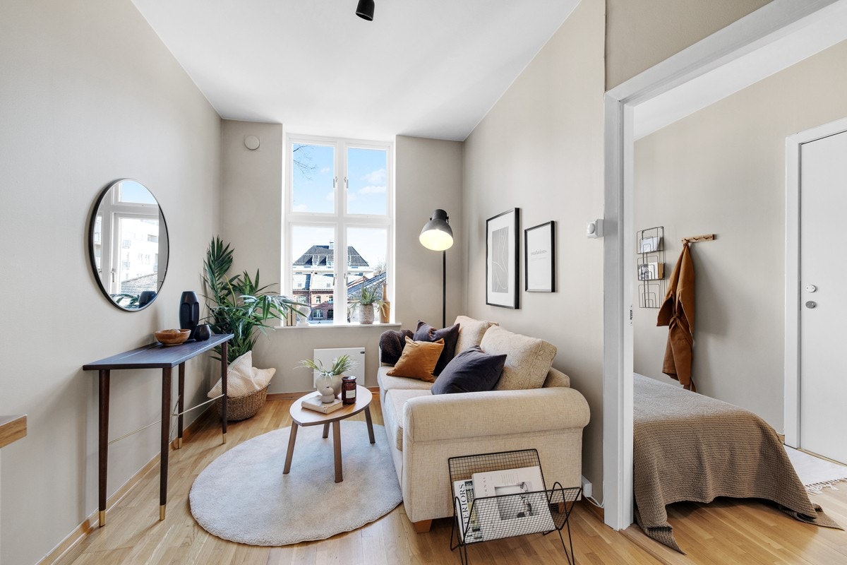 Hybeldelen er ca.20 m² med eget soverom Galleribilde