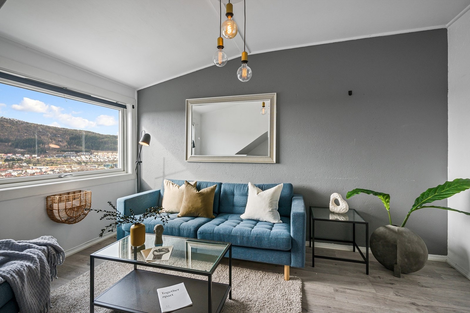 Velkommen til Vognstølen 37! Presentert av Pål Kristian Fogge - Eiendomsmegler Vest. Galleribilde