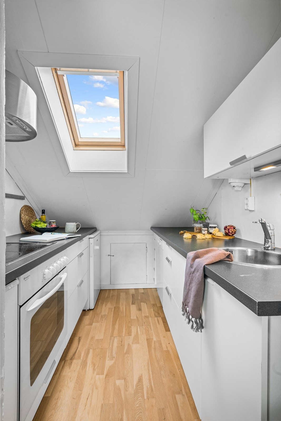 De fleste hvitevarer er integrert og følger med i handelen. Galleribilde