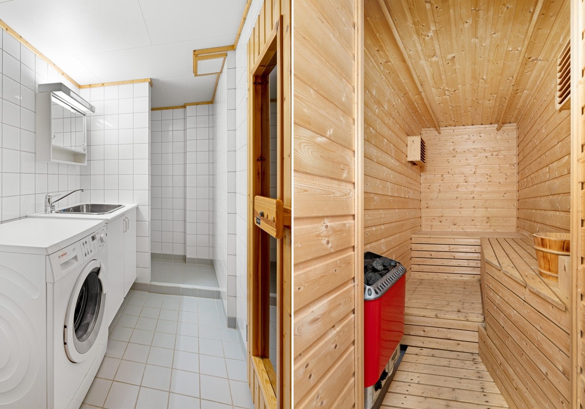 Vaskerom med dusj samt badstue Galleribilde
