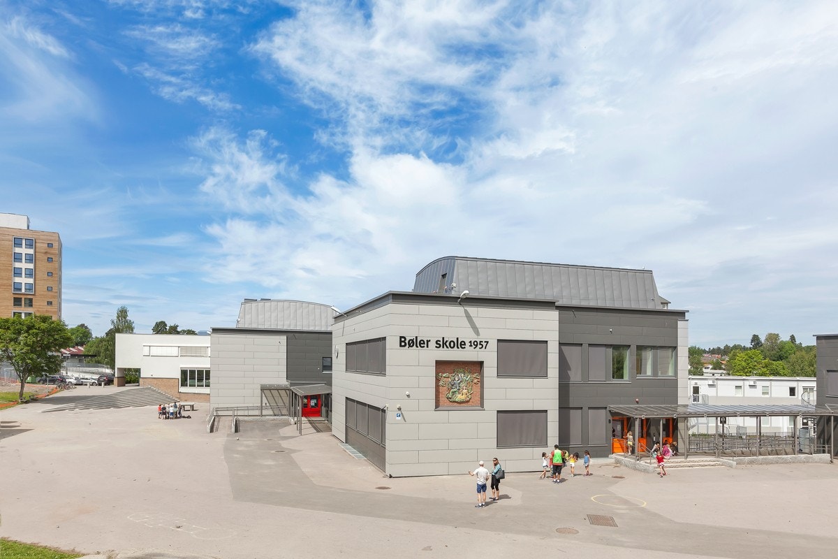 Adressen sogner til Bøler skole (bilfri gangvei helt frem) Galleribilde