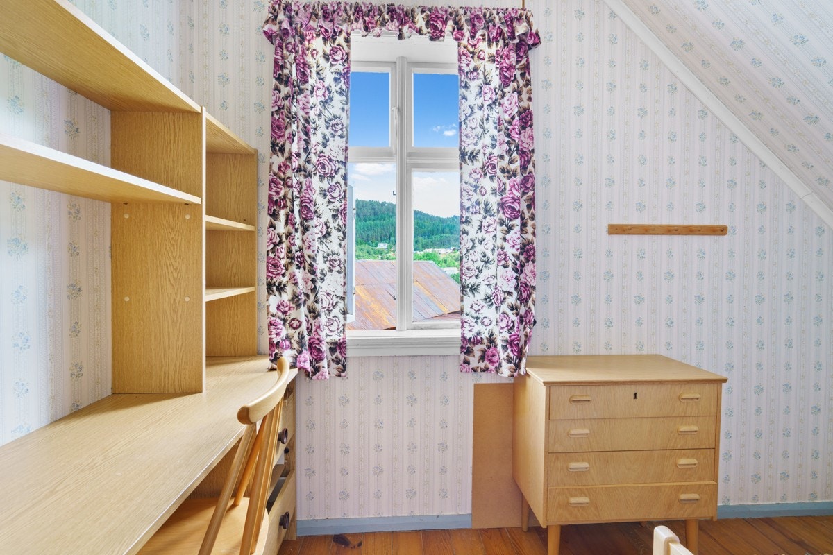 Boligens 2.etg. er innredet med fire soverom og bad Galleribilde