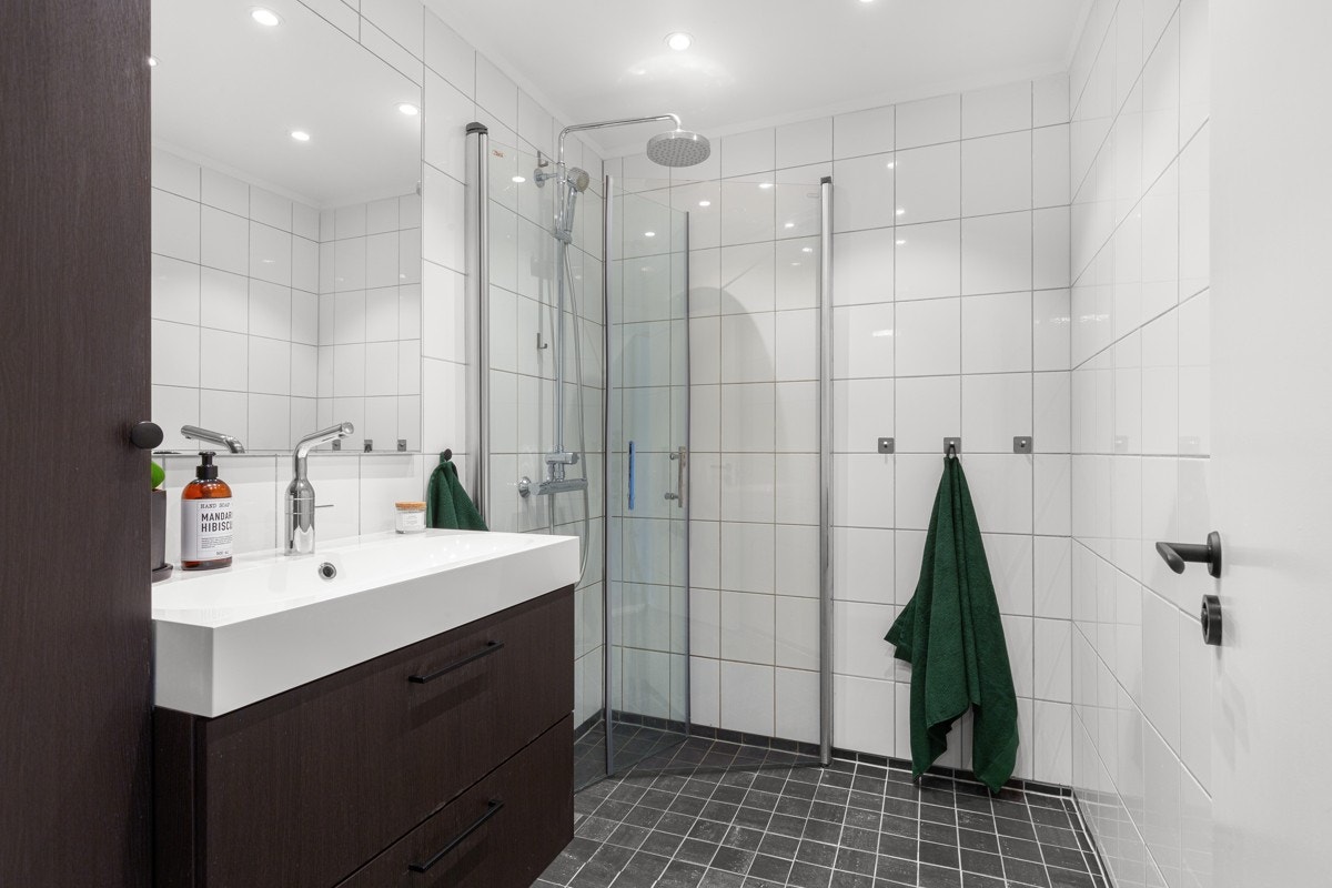 Det smakfulle badet ble modernisert i 2007. Galleribilde